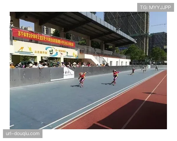 轮滑赛事升级课程体系 云龙区从兴趣活动向标准化教学转型 轮滑赛事升级课程体系 云龙区从兴趣活动向标准化教学转型