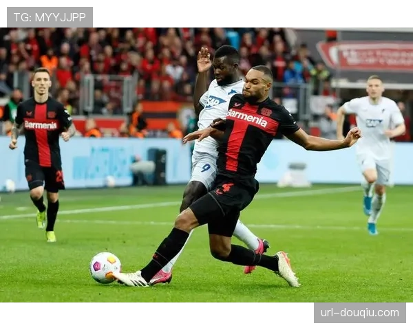 德甲反种族歧视新规生效,球场不当言行禁赛处罚加重 德甲反种族歧视新规生效,球场不当言行禁赛处罚加重